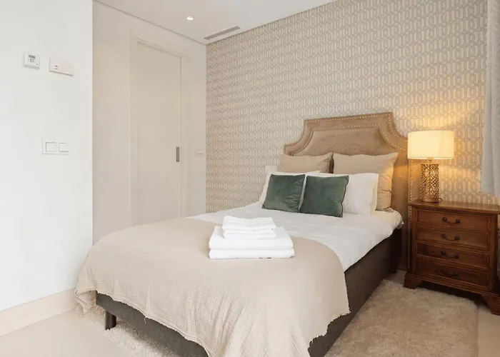 Vacation I Casa Regina, Walking Distance To The Beach, Private Shimmering Pool, 5min From Puerto Banus Marbella