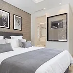 Vacation I Casa Regina, Walking Distance To The Beach, Private Shimmering Pool, 5min From Puerto Banus, Alarm System, World-class Dining * Marbella