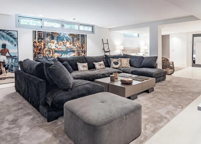 Vacation I Casa Regina, Walking Distance To The Beach, Private Shimmering Pool, 5min From Puerto Banus *