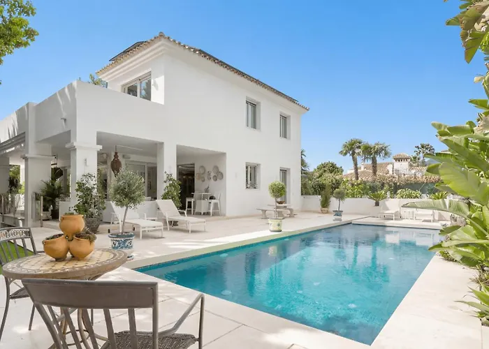 Vacation I Casa Regina, Walking Distance To The Beach, Private Shimmering Pool, 5min From Puerto Banus *
